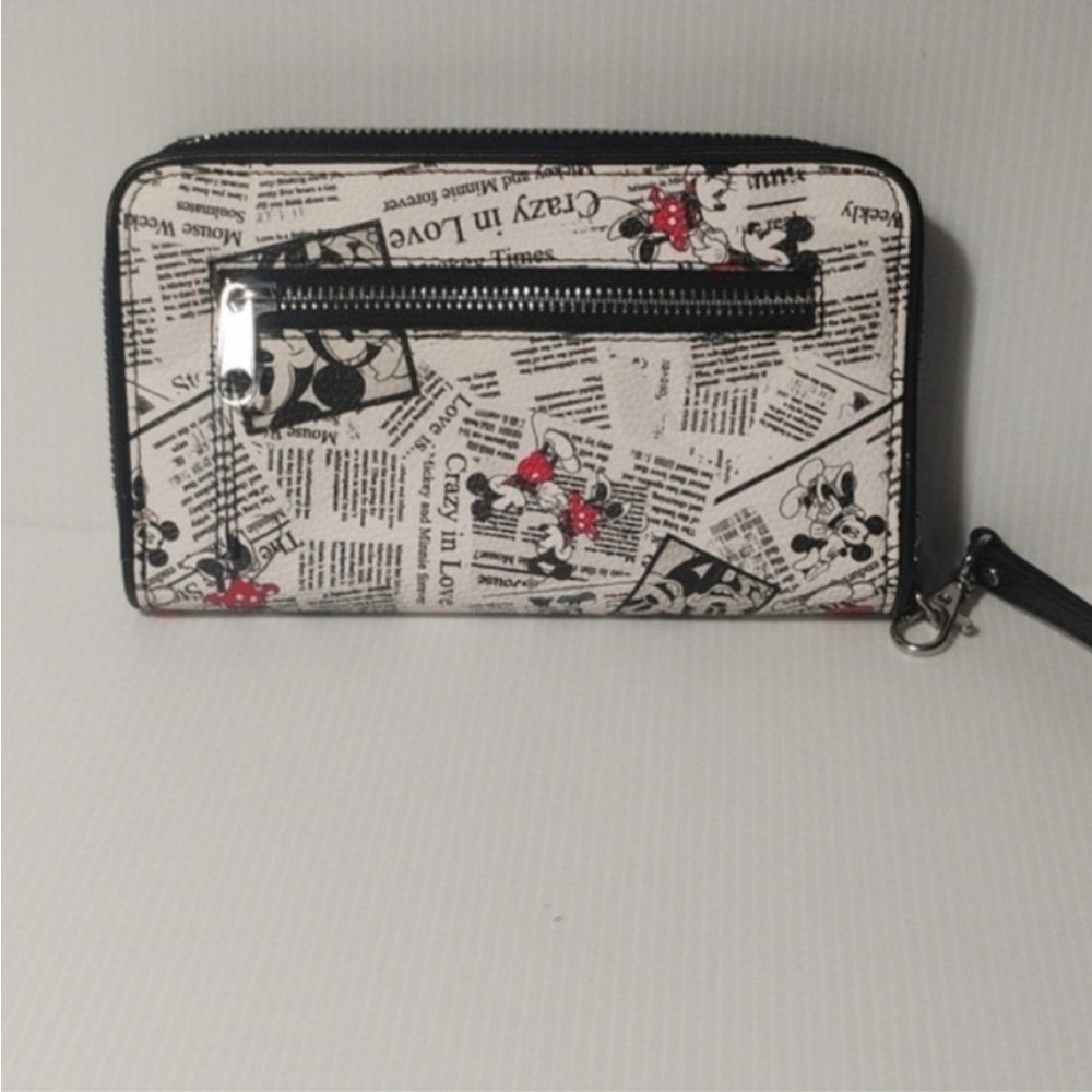 ❤️🐭Disney Parks Mickey & Minnie Crazy in Love Newsprint Wallet Wristlet🐭❤️ - Picture 4 of 5